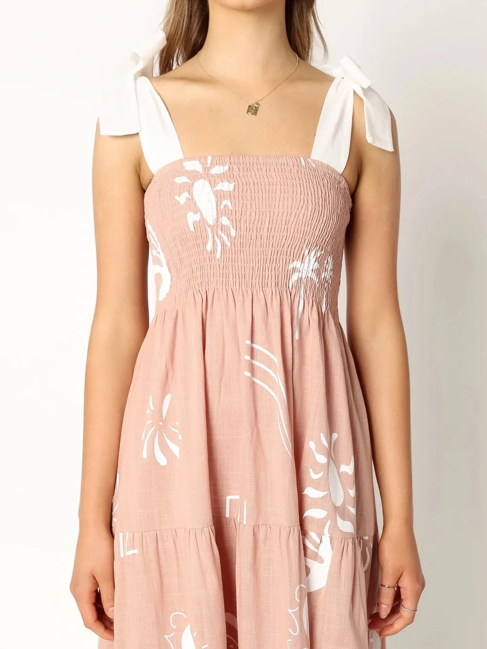 Petal & Pup Sarelle Midi Dress Tan Blush Tropical Print Size M NWT - Picture 6 of 12